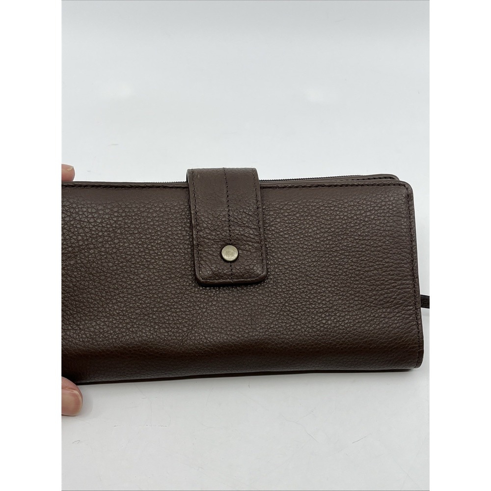 Guang Tong Brown Leather Bifold Wallet with Change Pocket‎ Slots Never Been Used